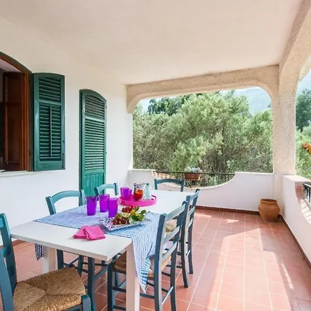 Villa Emma 50 Mt From The Sea With Private Pool