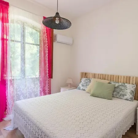 Emma 50 Mt From The Sea With Private Pool Villa Carini