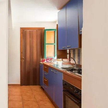 Emma 50 Mt From The Sea With Private Pool Carini